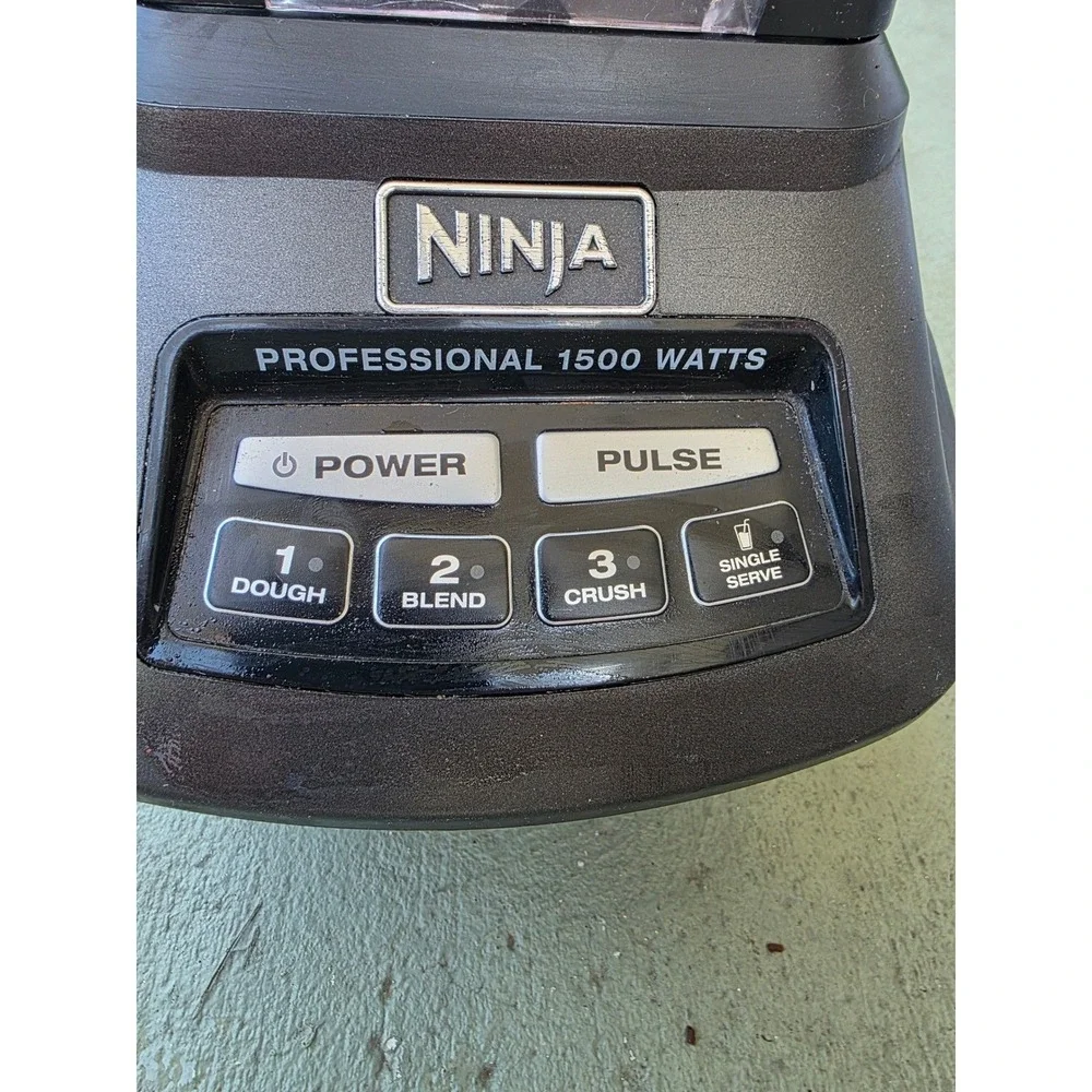 Ninja Professional 1500 Watts Blender 72oz Pitcher Black‎ BL660 BL770 Style K3